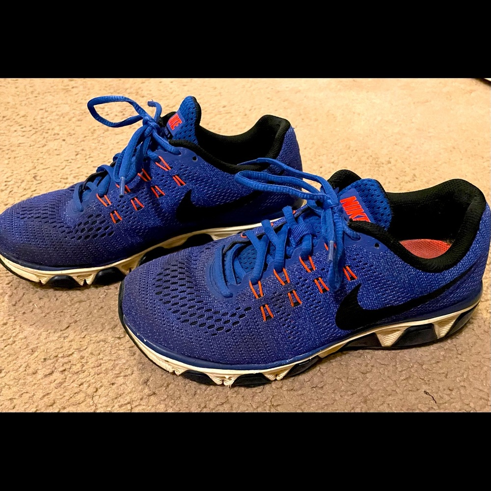 Women’s Nike AirMax TailWind 8